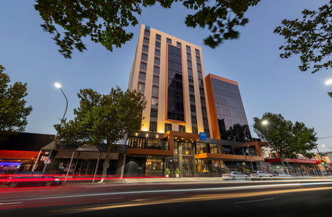 TRYP by Wyndham Pulteney Street - Accommodation Sydney 0