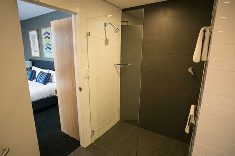 Alpha Hotel Eastern Creek - Sydney 4u 1