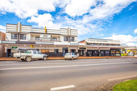 Atherton Hotel - Sydney 4u 0