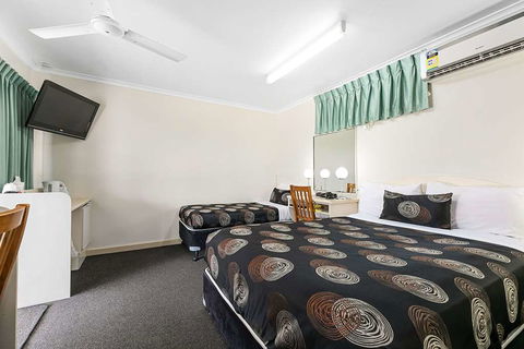 Econo Lodge Park Lane - Sydney 4u 1