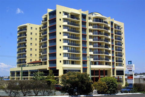 Springwood Tower Apartment Hotel - Accommodation Sydney 0