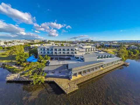 Best Western Plus North Lakes Hotel - Sydney 4u 0