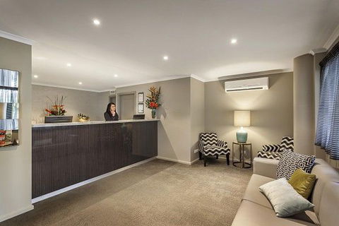 Quest Mont Albert - Sydney 4u 2