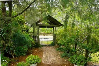 Kemeys Mountain Hideaway - Accommodation Sydney 0