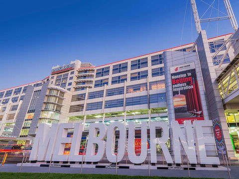 PARKROYAL Melbourne Airport - Sydney 4u 1