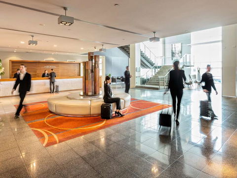 PARKROYAL Melbourne Airport - Sydney 4u 2