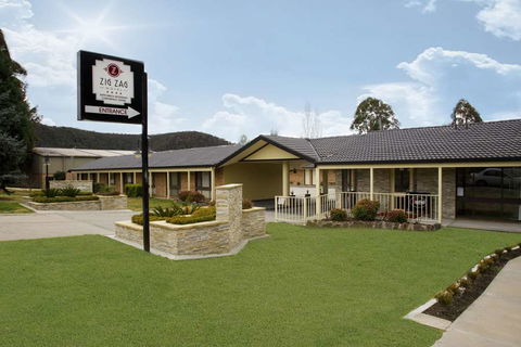 Zig Zag Motel - Sydney 4u 1