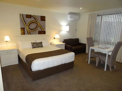 Zig Zag Motel - Sydney 4u 2