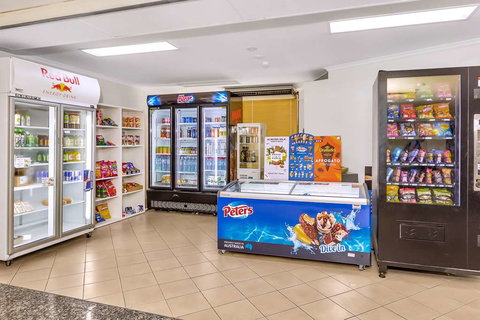 Comfort Inn & Suites Goodearth - Sydney Resort 17