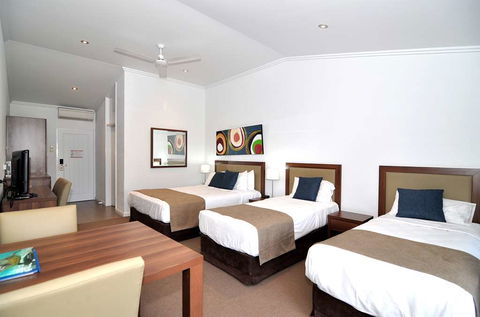 Mission Beach Resort - Sydney 4u 9