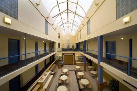 Capital Executive Apt Hotel Canberra - Accommodation Sydney 1