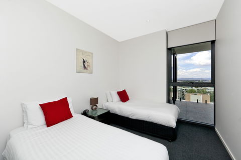 Astra Canberra Manhattan - Sydney 4u 9