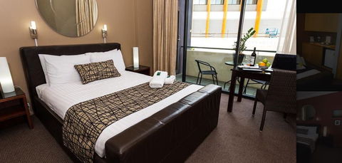The Clarendon Hotel - Sydney 4u 4