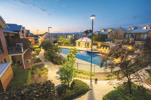 Perth Ascot Central Apartment Hotel - Sydney 4u 3