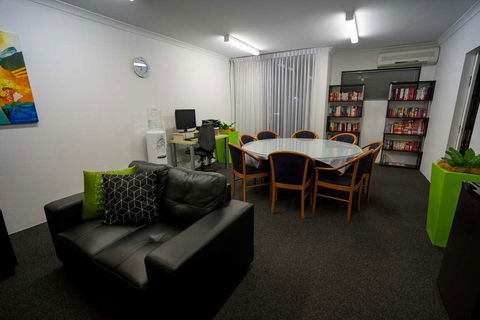 Perth Ascot Central Apartment Hotel - Sydney 4u 5