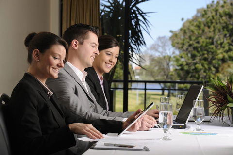 Assured Ascot Quays Apartment Hotel - Sydney 4u 4