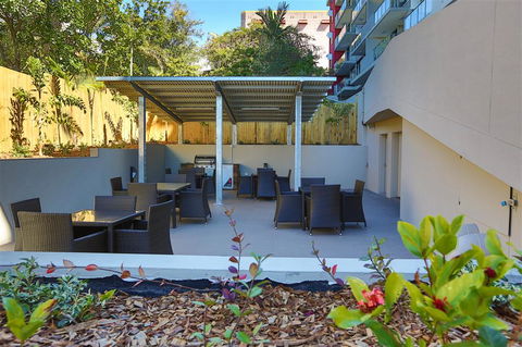 Gladstone Central Plaza Apartment Hotel - Sydney 4u 8