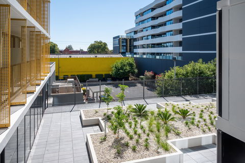 Oros Plus Hotel - Sydney 4u 2