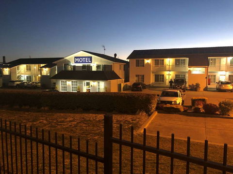 Best Western Coachman's Inn Motel - Sydney 4u 2