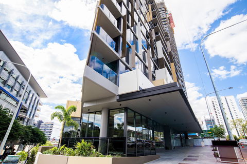 Arise Brisbane One - Sydney 4u 0