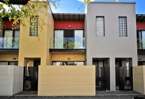 RNR Apartments, Adelaide - Sydney 4u 0