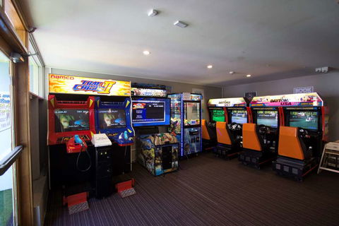 Nightcap At High Flyer Hotel - Sydney 4u 2