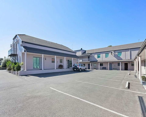 Quality Inn & Suites Menzies - Sydney 4u 2