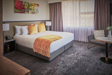 The Remington Orange - Accommodation Sydney 9