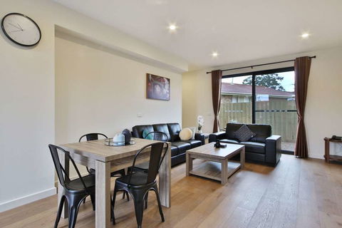 Quality Apartments Dandenong - Accommodation Sydney 4