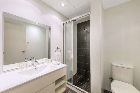 The Macleay Serviced Apartment Hotel - Accommodation Sydney 4