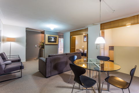 The Airport International Motel - Sydney 4u 6