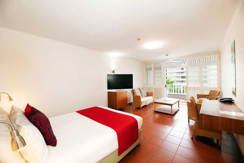 Ramada By Wyndham Cairns City Centre - Sydney 4u 5