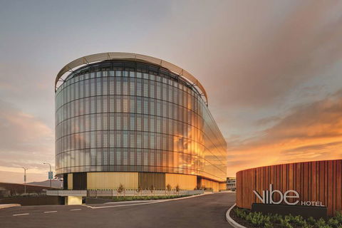 Vibe Hotel Canberra Airport - Sydney 4u 2