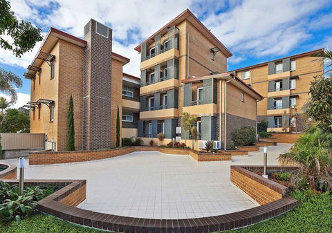 Comfort Inn & Suites Burwood - Accommodation Sydney 1