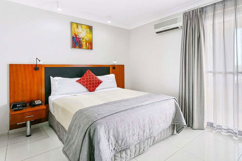 Comfort Inn & Suites Burwood - Accommodation Sydney 2