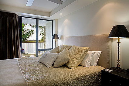 Noosa Pacific Riverfront Resort - Sydney 4u 1