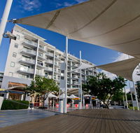 Oaks Waterfront Resort - Sydney 4u