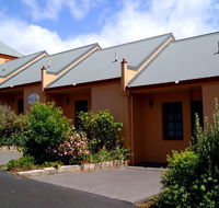 Meredith House and Mews - Accommodation Sydney