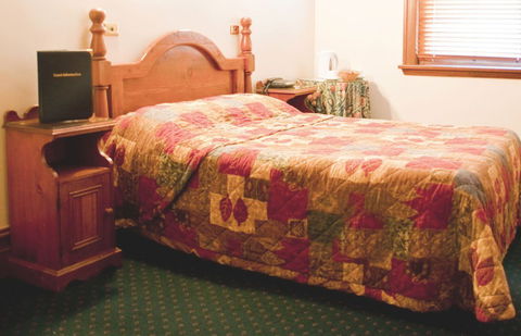 O'Malleys Hotel - Accommodation Sydney 1