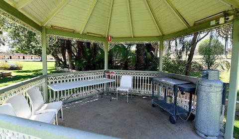 Burke & Wills Motor Inn - Accommodation Sydney 1