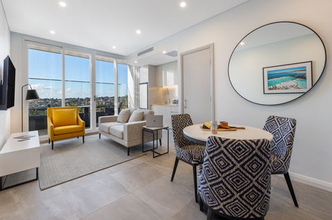 Meriton Suites Bondi Junction - Accommodation Sydney 0