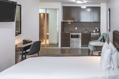Holiday Inn & Stes Sydney Bondi Junction - Accommodation Sydney 2