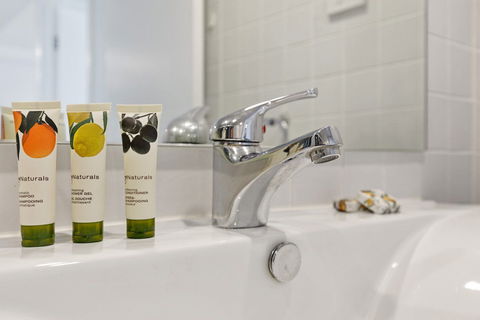 Astra Apartments Parramatta - Sydney 4u 1