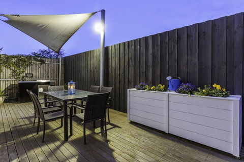 Quest Werribee - Sydney 4u 1