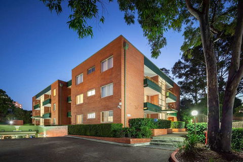 APX Apartments Parramatta - Sydney 4u 0