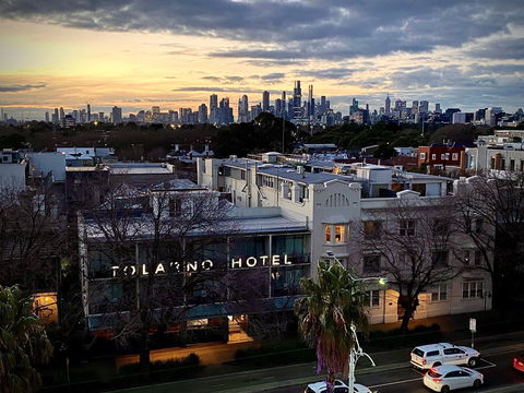 Tolarno Hotel - Sydney 4u 2