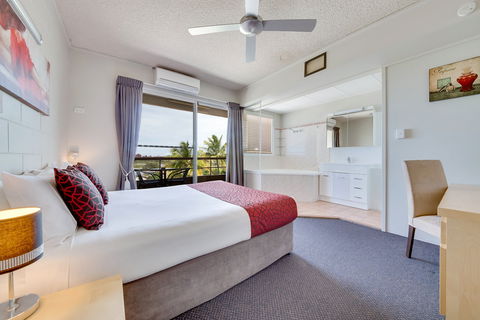 Camelot Motel - Accommodation Sydney 2