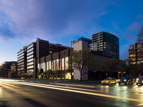 Pullman Melbourne Albert Park - Sydney 4u 1