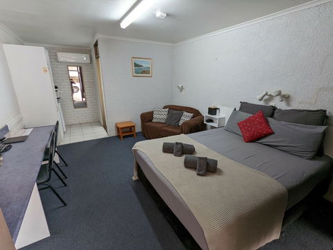 Abajaz Motor Inn - Sydney 4u 0