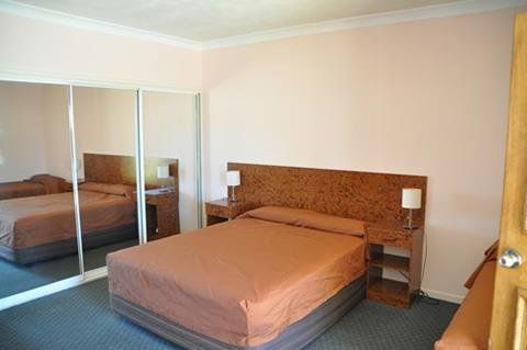 Townview Motel - Sydney 4u 1